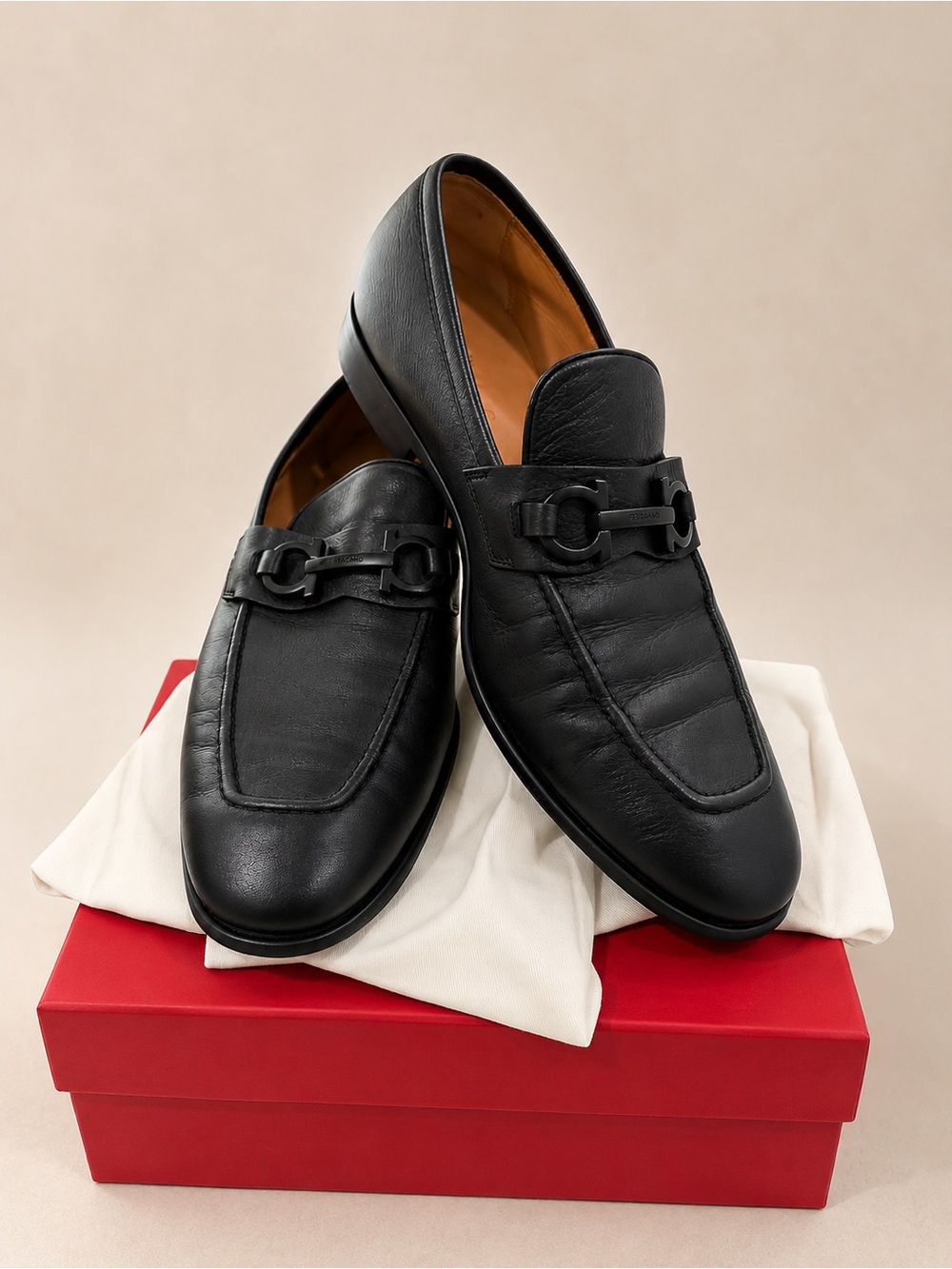 Ferragamo men’s shoes 10 size